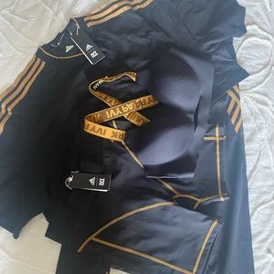 Ivy Park Adidas 4 piece work out set